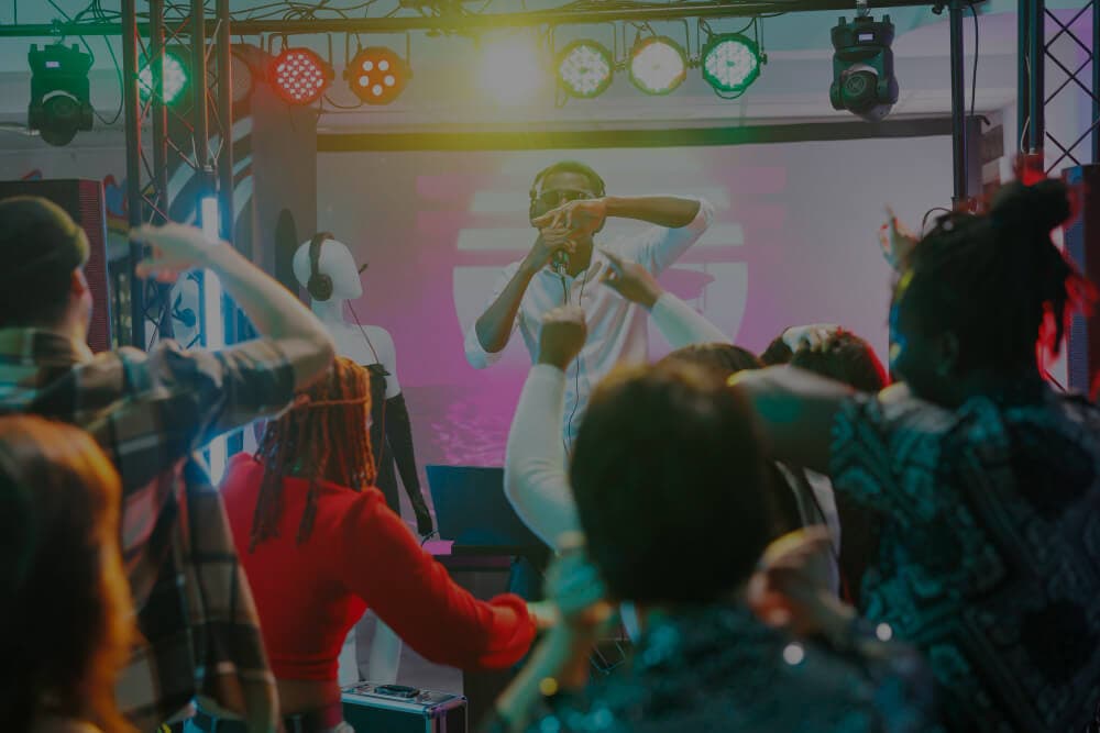 Clubs & Festivals (indoor)